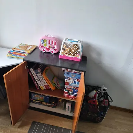 Rodzinny Dom W Roznowie Duzy Ogrod I Zabawki Roznow