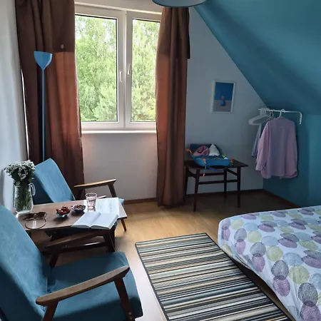 Feriehus Rodzinny Dom W Roznowie Duzy Ogrod I Zabawki