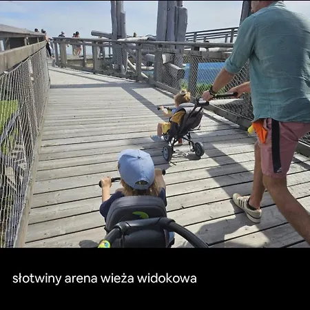 Feriehus Rodzinny Dom W Roznowie Duzy Ogrod I Zabawki *